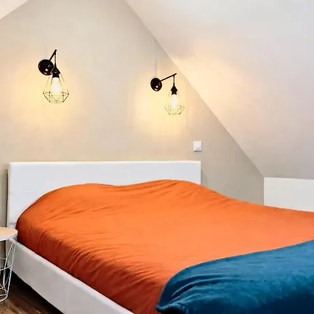 Apartamento Cocon Mayennais - Loft Balnéo - Loveroom *